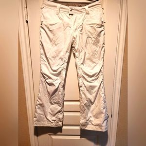 NWT Betty Rides White Ski Pants